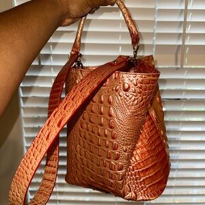 Selling one of my Brahmin bags! The color is Bellini!